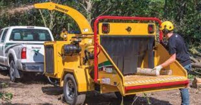 Where to find Chipper 12 89hp gas towable in Bensenville