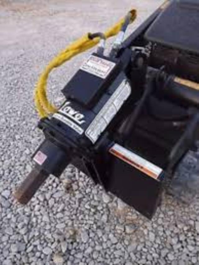 Rental store for Bobcat auger mini skid steer in Bensenville IL